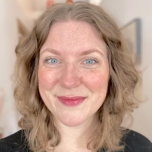 Meet your Posher, Nina